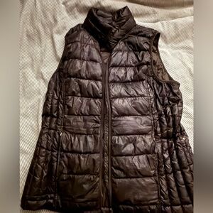 Women's Camo Vest
